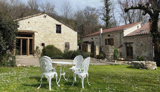 Spacious grange - Domaine de Gargoris