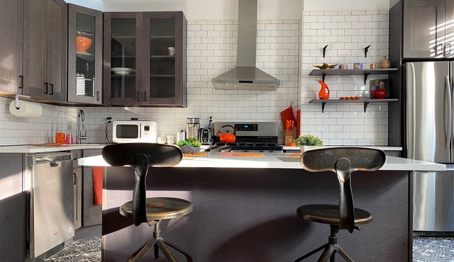 Spacious Greenpoint abode w/ chef’s kitchen