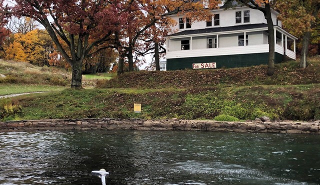 Spacious Grindstone Island House across from Clayton, NY