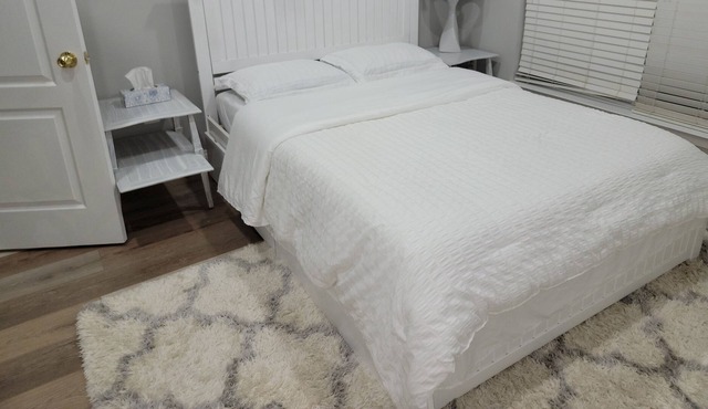 Spacious Guest Suites fully private!!