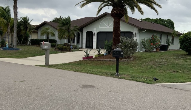 Spacious Heated Pool Home In A Quiet Area, 3 Bedrooms, 2 Baths