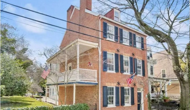 Spacious historic home downtown Annapolis Main St. Book for Commissioning Week!
