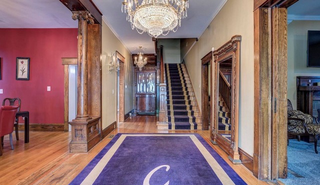 Spacious Historic Home Close to Downtown Bristol!
