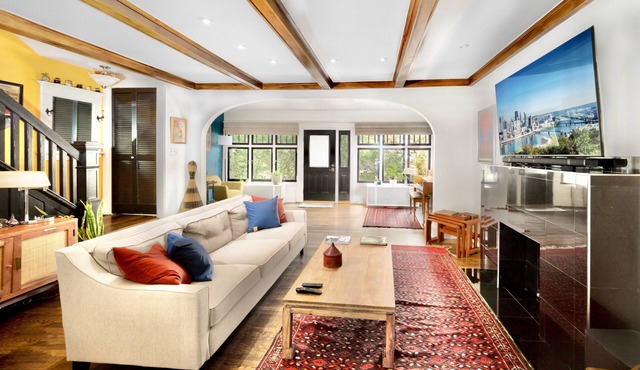 Spacious Historic Pittsburgh Getaway Near Downtownn