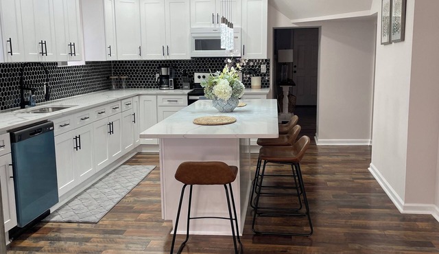 Spacious historic 6-bedroom house Saint Georges DE