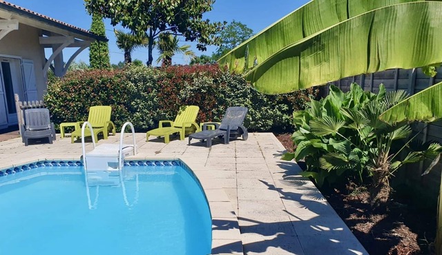 Spacious holiday home with pool in Le Porge