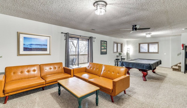 Spacious Holiday Island Escape w/Deck & Gas Grill