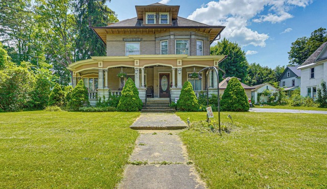 Spacious Home 2 Mi to Seneca Allegany Casino!