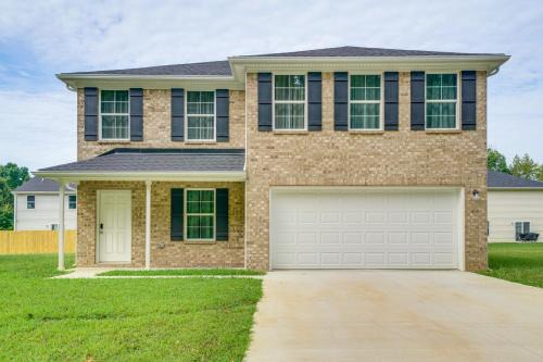 Spacious Home 8 Mi to Bernheim Arboretum!