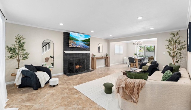 Spacious Home for Families w/Yard & Game Room near Disneyland