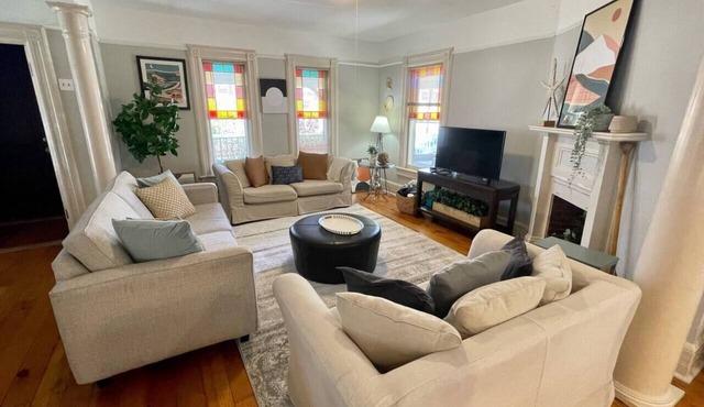 Spacious home for family/friends, steps from beach