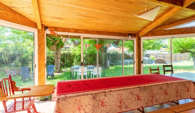 Spacious Home in Parentis-en-Born, 15 Guests, near Center - Garden & Cleaning Included