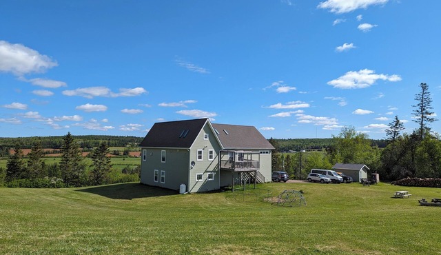 Spacious home in Bonshaw Hills with beautiful views