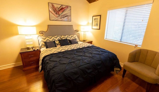 Spacious home in Anaheim 2bedrooms,2.5bathrooms -Ideal for corporate housing