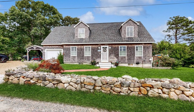 Spacious home in central location with beautiful patio, pool table, W/D, & AC