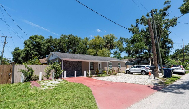 Spacious Home in CentralTampa near all attractions