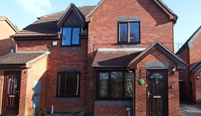 Spacious Home in Chester, Large Conservatory