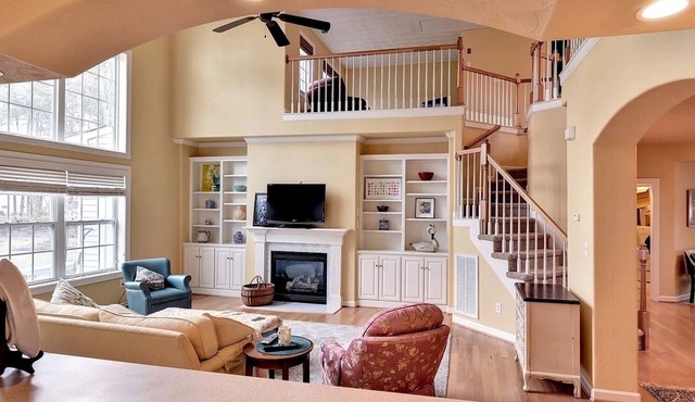 Spacious Home in Smithfield