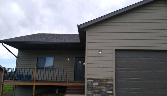 Spacious home in the heart of the Black Hills 6 miles from Sturgis