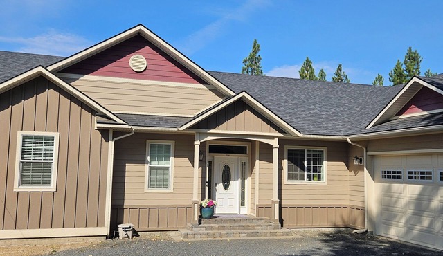 Spacious Home in Troy, ID
