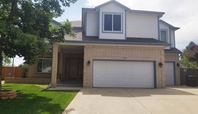 Spacious home located near Mtns & Downtown Denver!