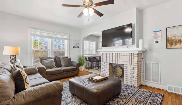 Spacious Home near Fort Worth Attractions