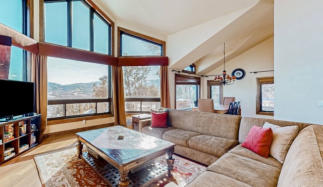 Spacious home near outdoor rec with hot tub, pool table, & chef's kitchen