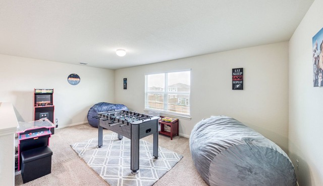 Spacious Home Near Lackland & Fort Sam Houston