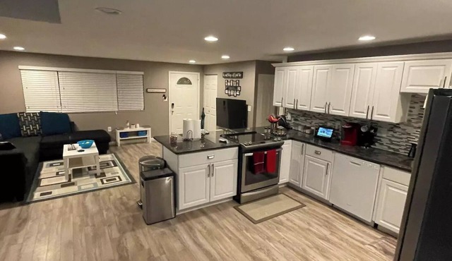 Spacious Home Newly Renovated near Exciting Places