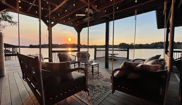 Spacious Home on Lake Hickory with Dock