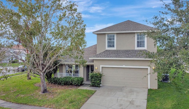 Spacious home, private pool (heatable), gated community, TV in all bedrooms