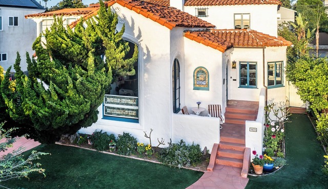 Spacious Home; Sunsets; Quiet Area in Point Loma, Near Downtown SD & Ocean Beach