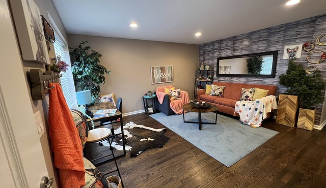 Spacious Home| Pet Friendly| Ideal for Long Stays