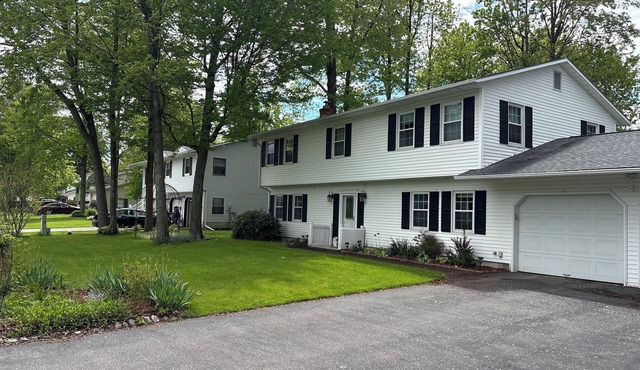 Spacious home in the heart of South Burlington - dog friendly!
