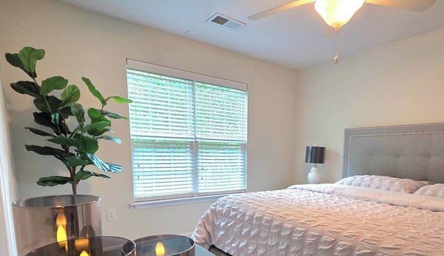 Spacious Home w/Comfy King Bed and Smart TV