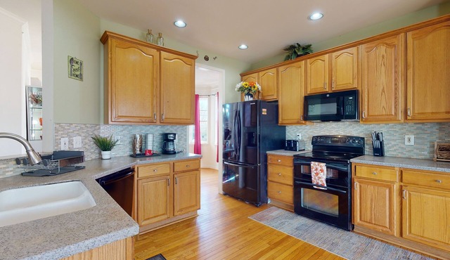 Spacious home w/enclosed yard & playground