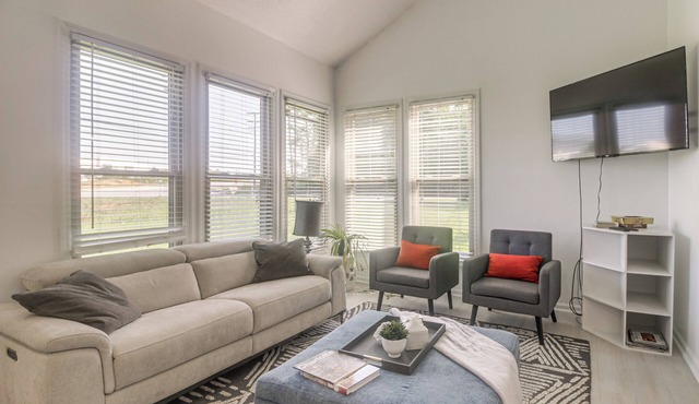 Spacious Home w/Game Room, 2 Mi to Concord Mills!