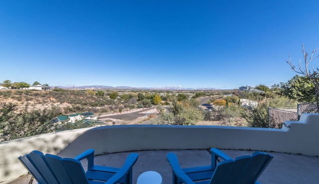 Spacious home w/Sedona views