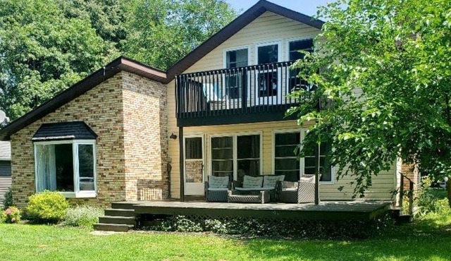 Spacious home with great beach access