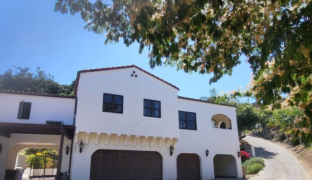 Spacious home with views, quiet, clean, and private.