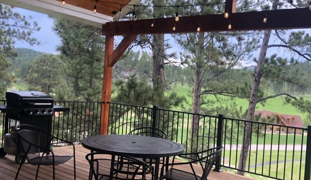 Spacious home with Hot Tub, bikes, fire pit, pool table and more!