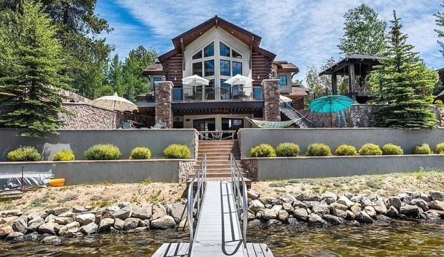 Spacious home with incredible lakefront views!