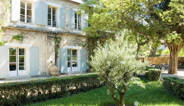 Spacious home with large swimming pool in heart of historic village