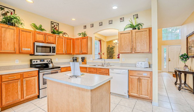 Spacious home with private pool, WiFi, central AC, and game room with pool table