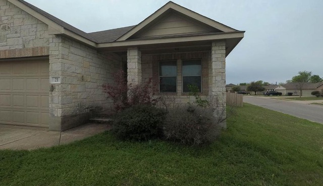 Spacious home with WiFi/AC