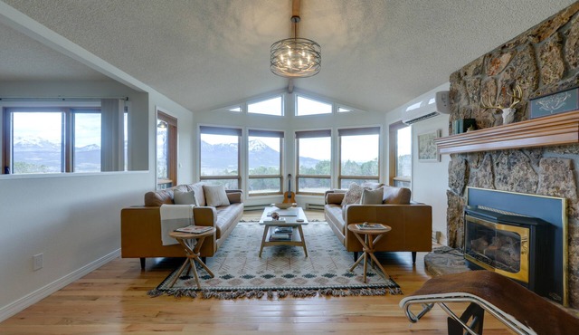 Spacious Hotchkiss Home w/Stunning Mountain Views