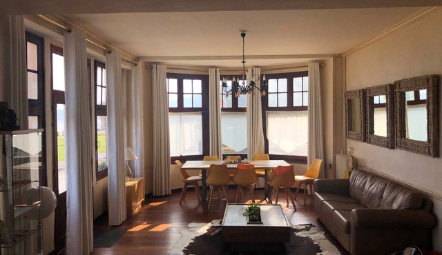 Spacious house, 2 living rooms and hammam on beach with sea view of all rooms