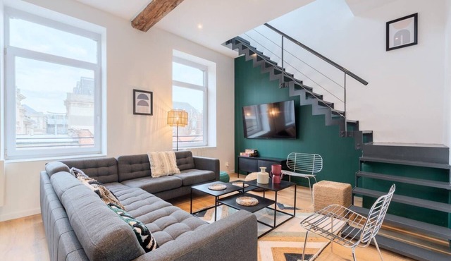 Spacious house 11 beds 8 bath 18 people - terrace.