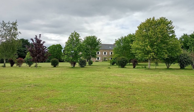 Spacious house 4 km from the beaches - Located between Concarneau and Pont Aven