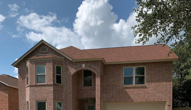 Spacious House Close to Six Flags, Seaworld, LAFB for Families, Church Group.
